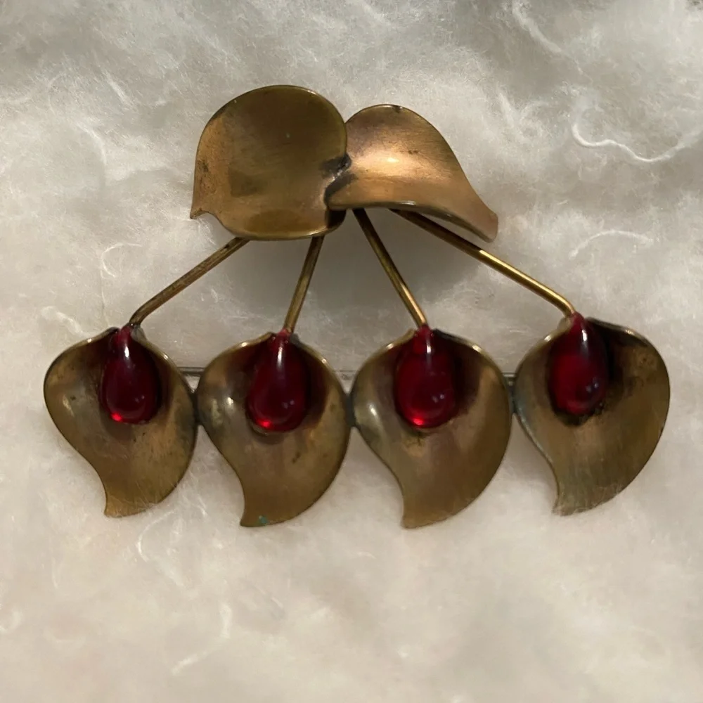 Vintage Rose Gold Tone Lily Brooch and Earrings